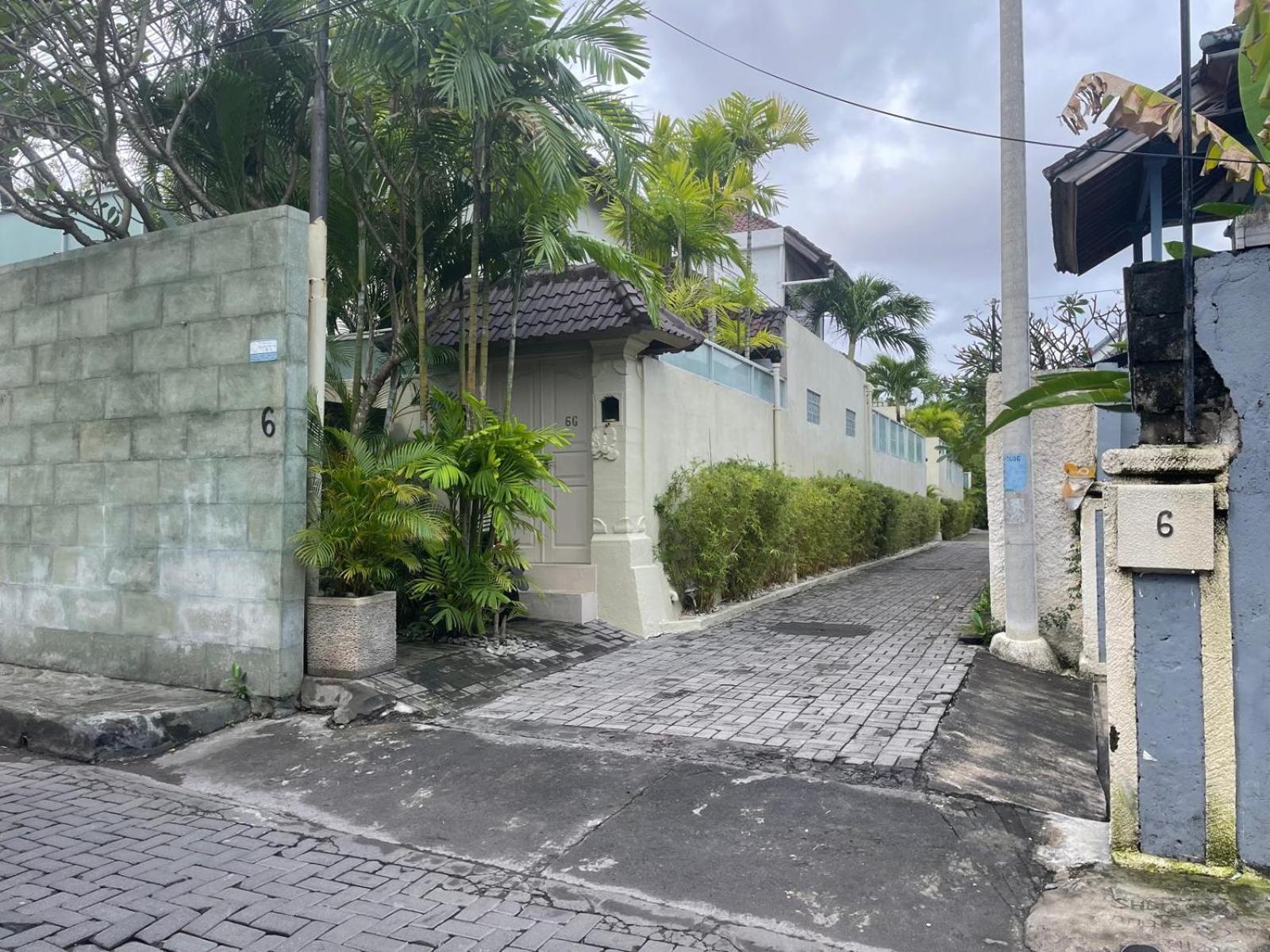 Frangipani Villa Seminyak Exterior photo